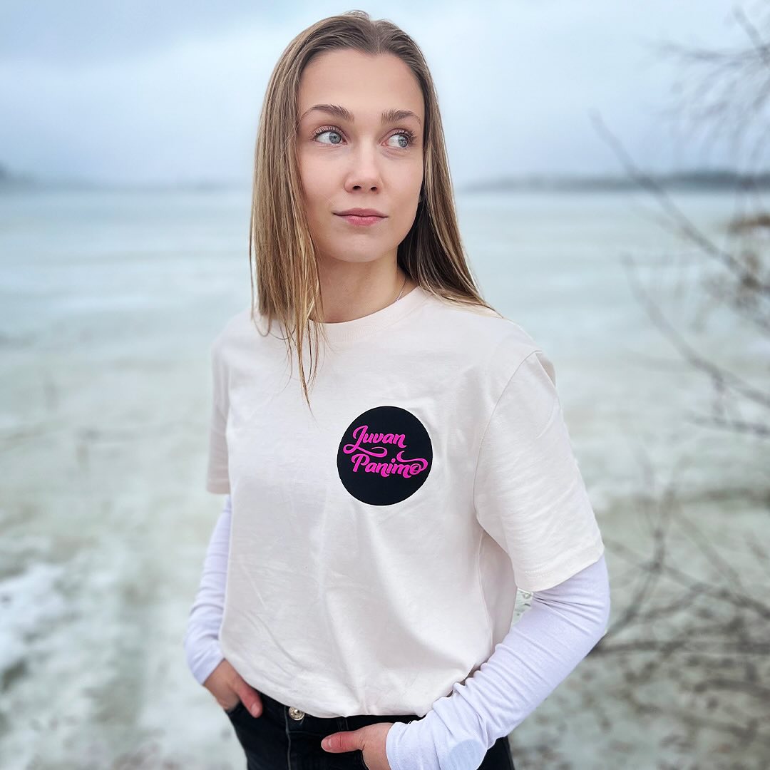 Jumalainen juvalainen T-paita